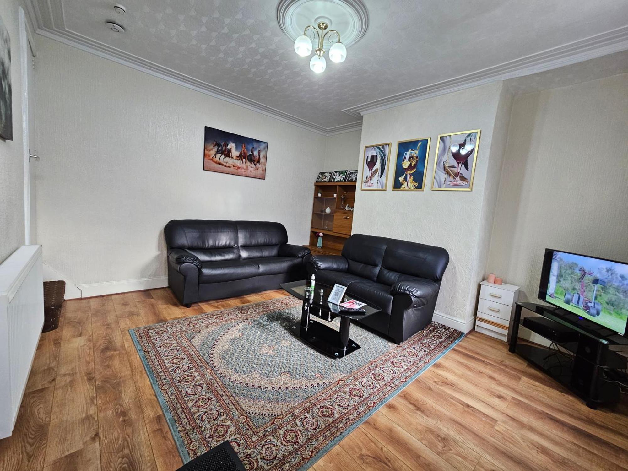 فندق Bright Sunny, Double Bed With Garden, Tv And Wi-Fi ليدز المظهر الخارجي الصورة