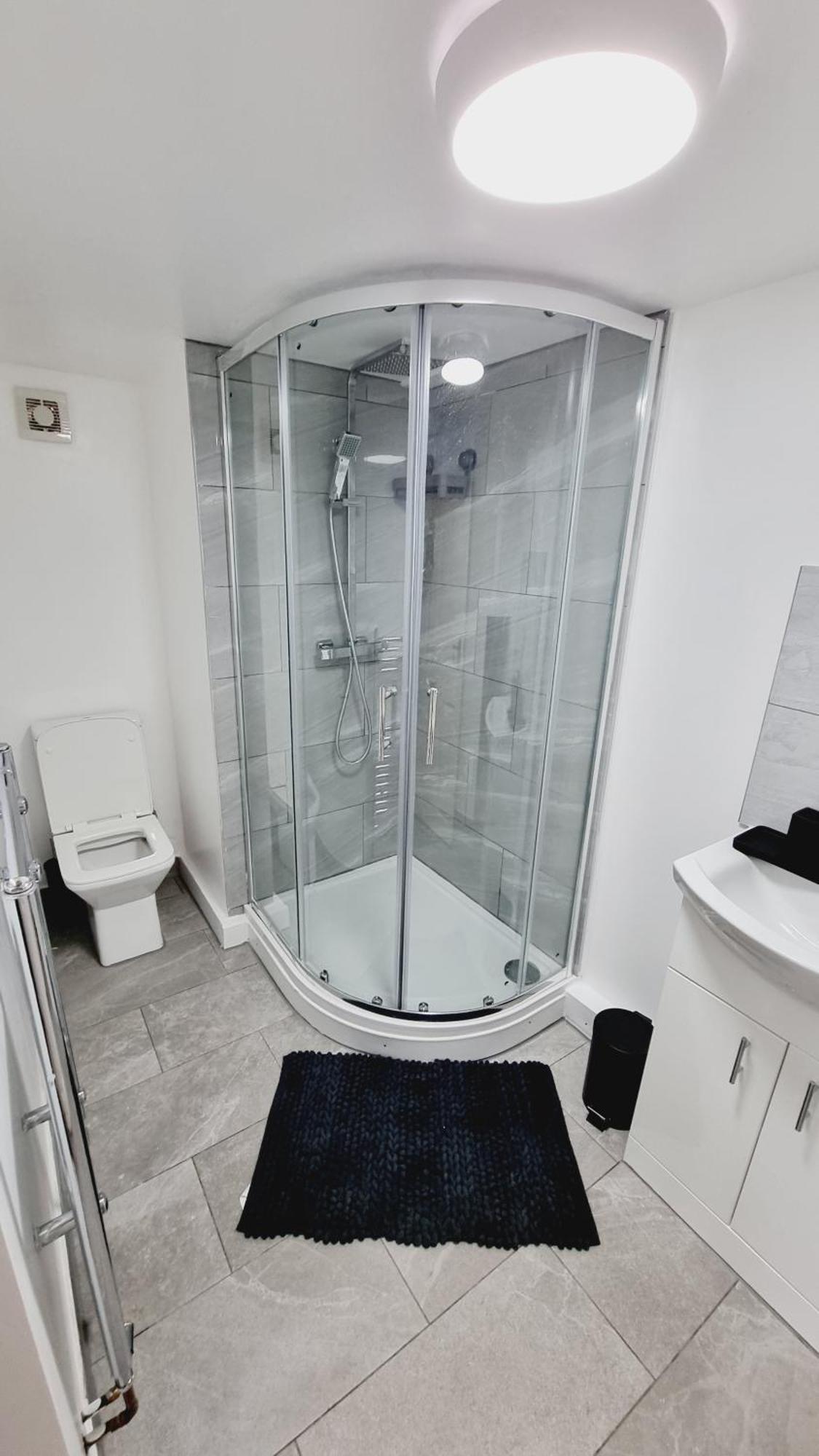 فندق Bright Sunny, Double Bed With Garden, Tv And Wi-Fi ليدز المظهر الخارجي الصورة