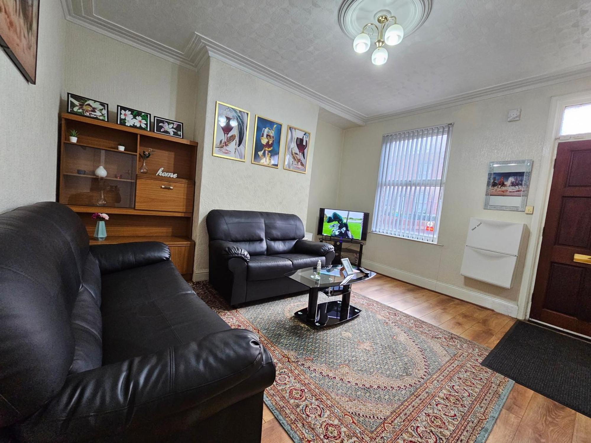 فندق Bright Sunny, Double Bed With Garden, Tv And Wi-Fi ليدز المظهر الخارجي الصورة
