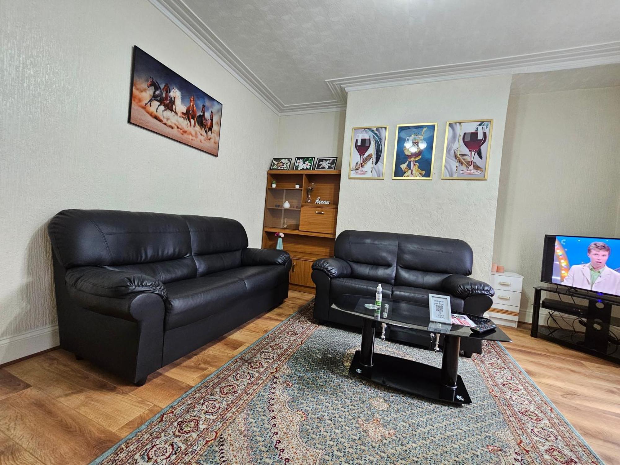 فندق Bright Sunny, Double Bed With Garden, Tv And Wi-Fi ليدز المظهر الخارجي الصورة